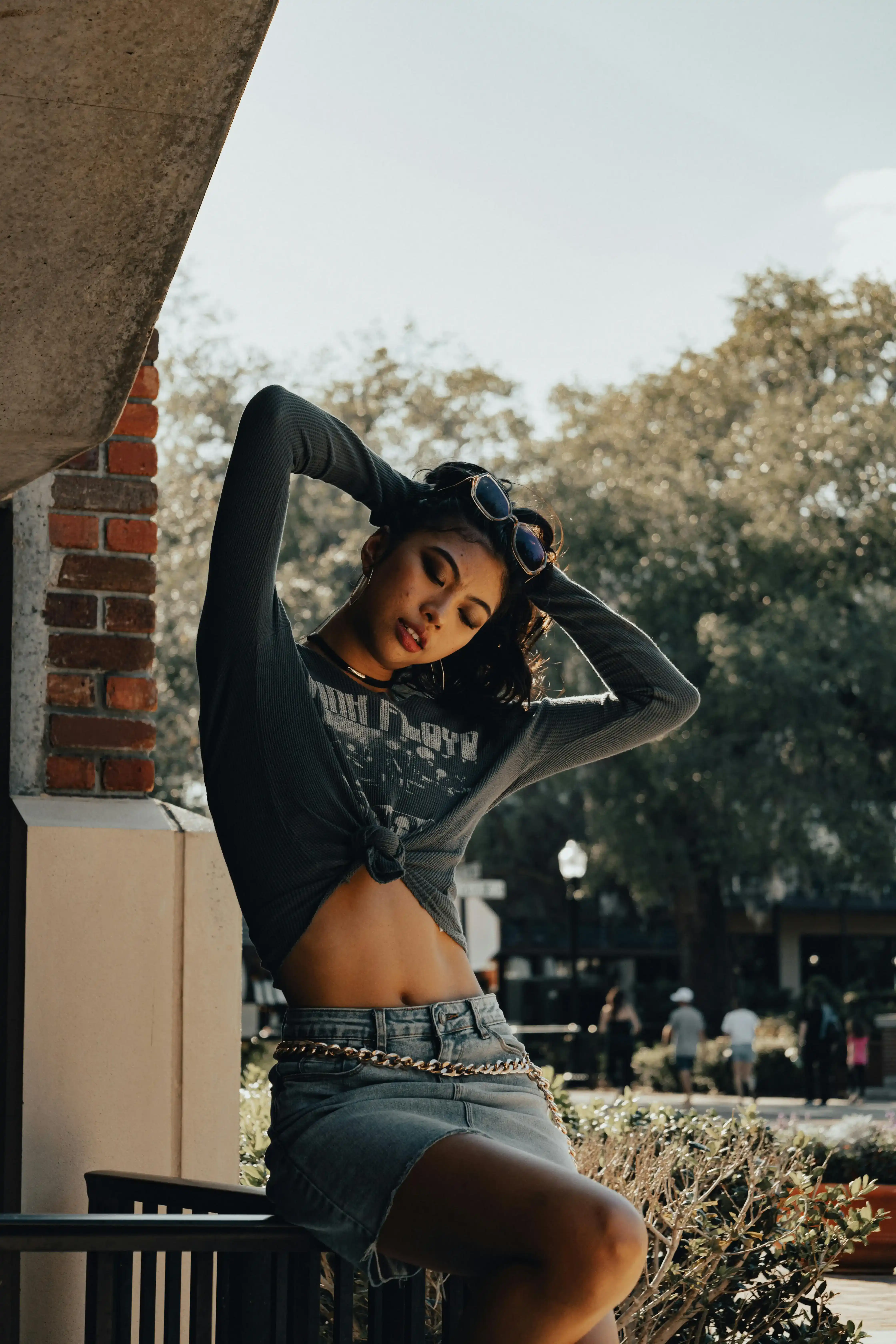 foto-de-modelo-femenino-posando-prenda